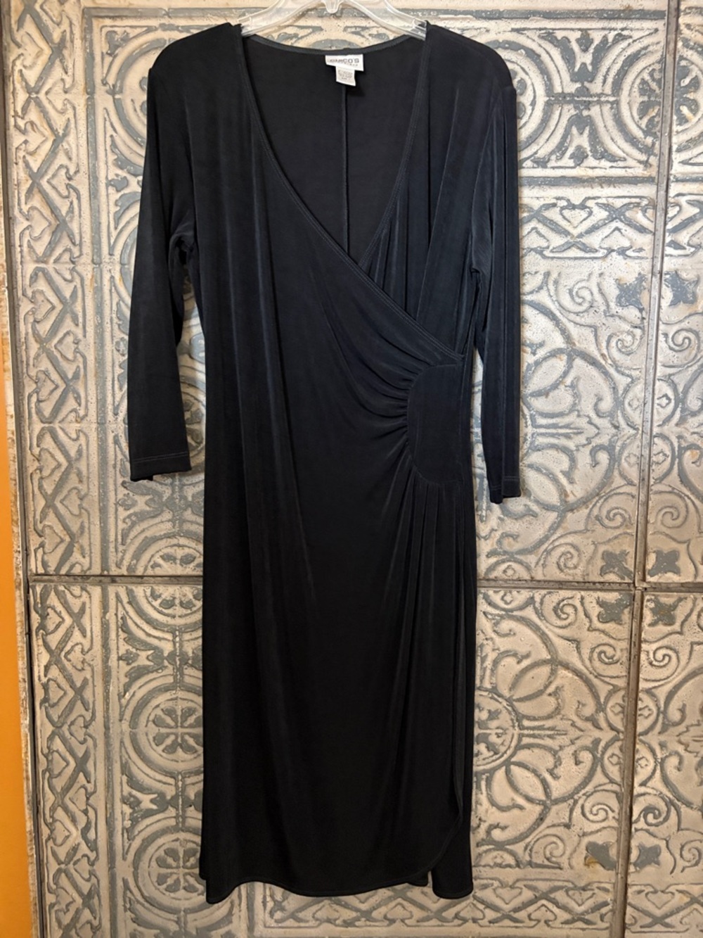 Chico's Travelers Black Classic Knee-Length Dress Size1-(8/10 M) - Picture 5 of 9
